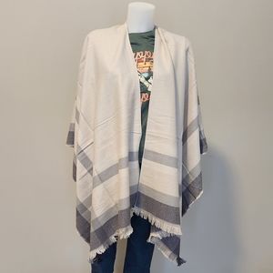 NWOT Super soft plaid wrap